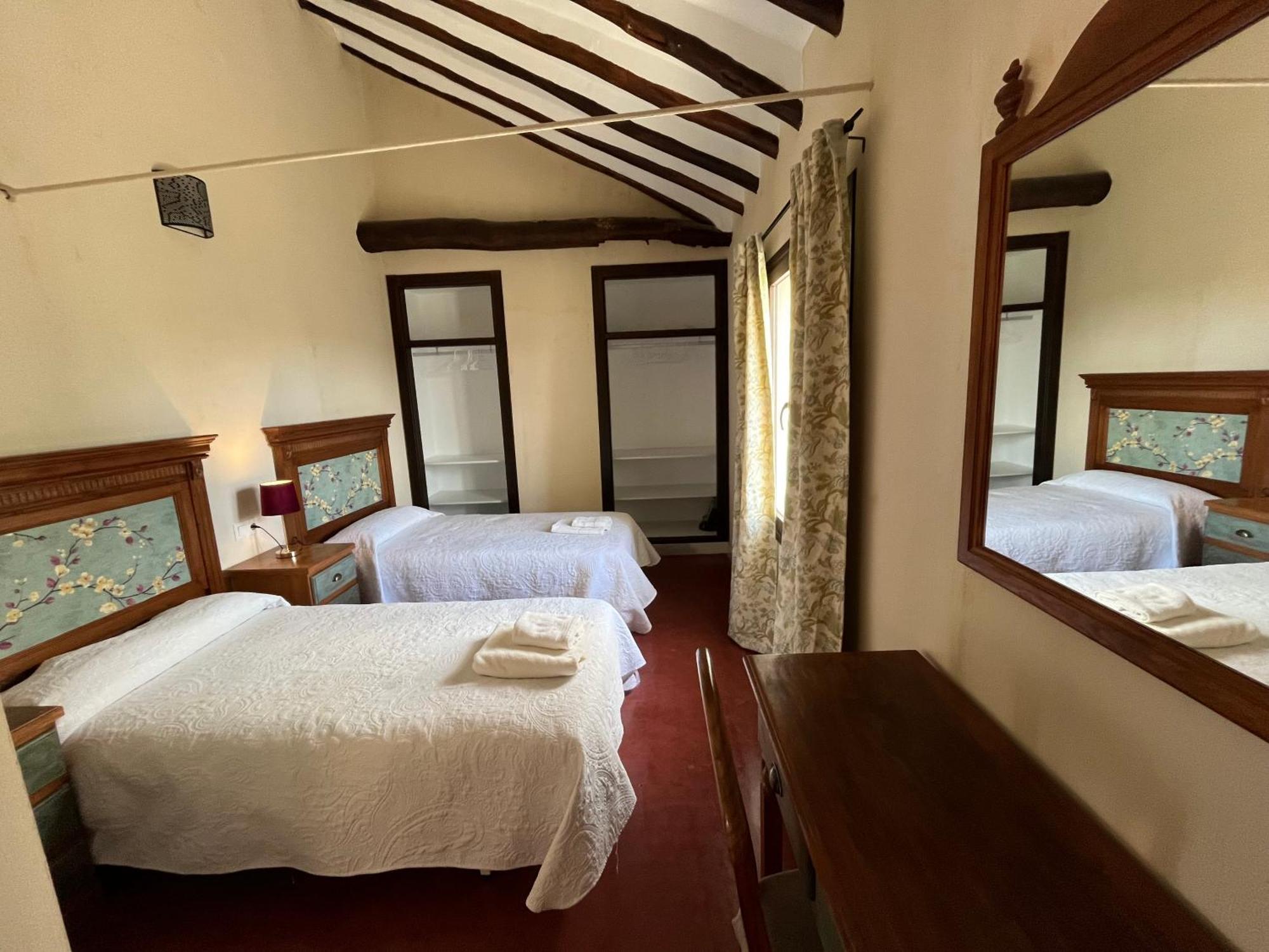 Вилла Cortijo Dominguez - Rural Experience Люсена Экстерьер фото