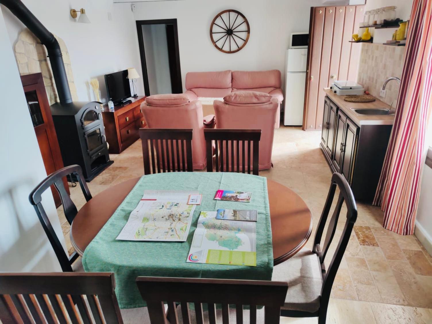 Вилла Cortijo Dominguez - Rural Experience Люсена Экстерьер фото