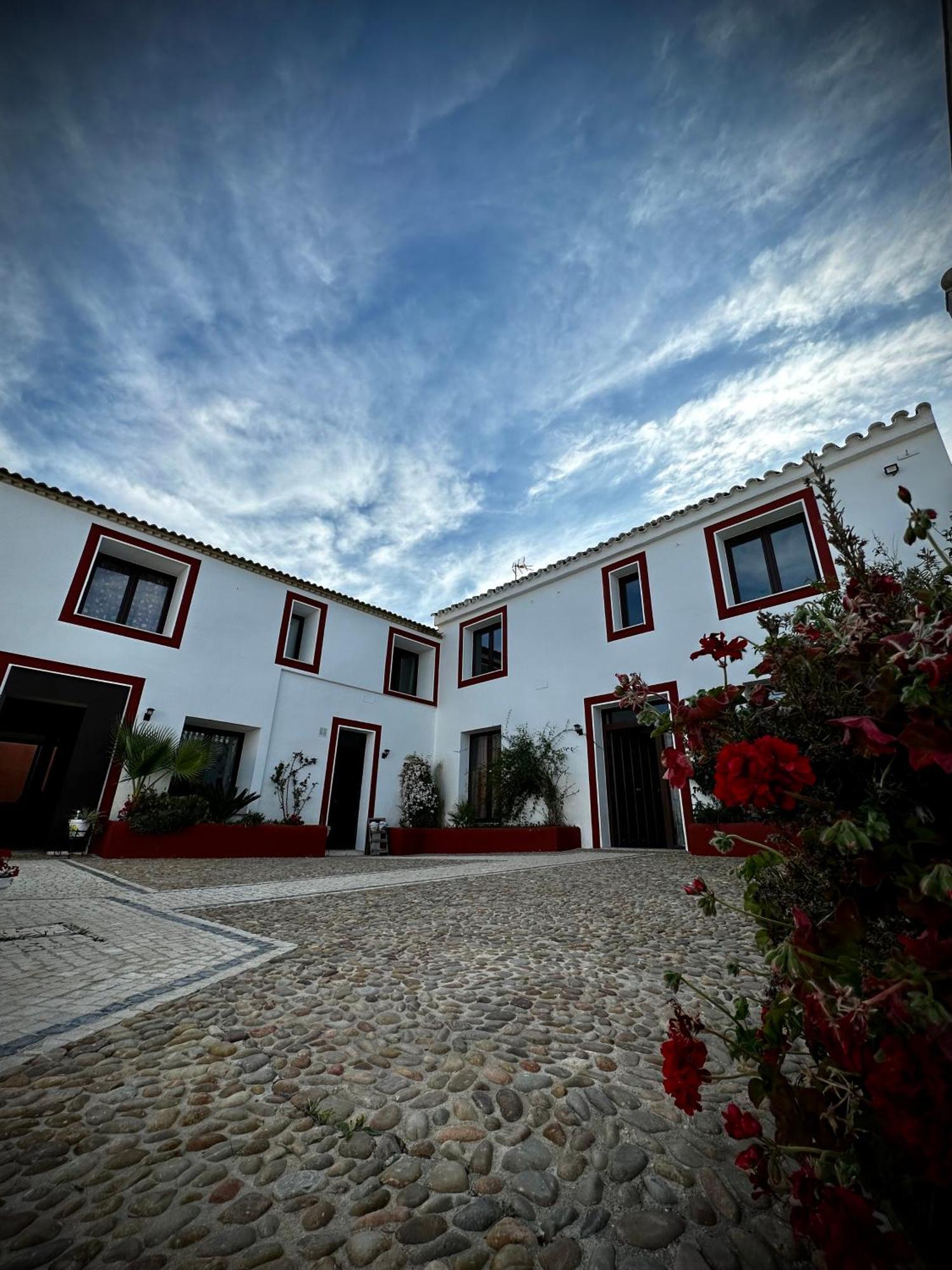 Вилла Cortijo Dominguez - Rural Experience Люсена Экстерьер фото